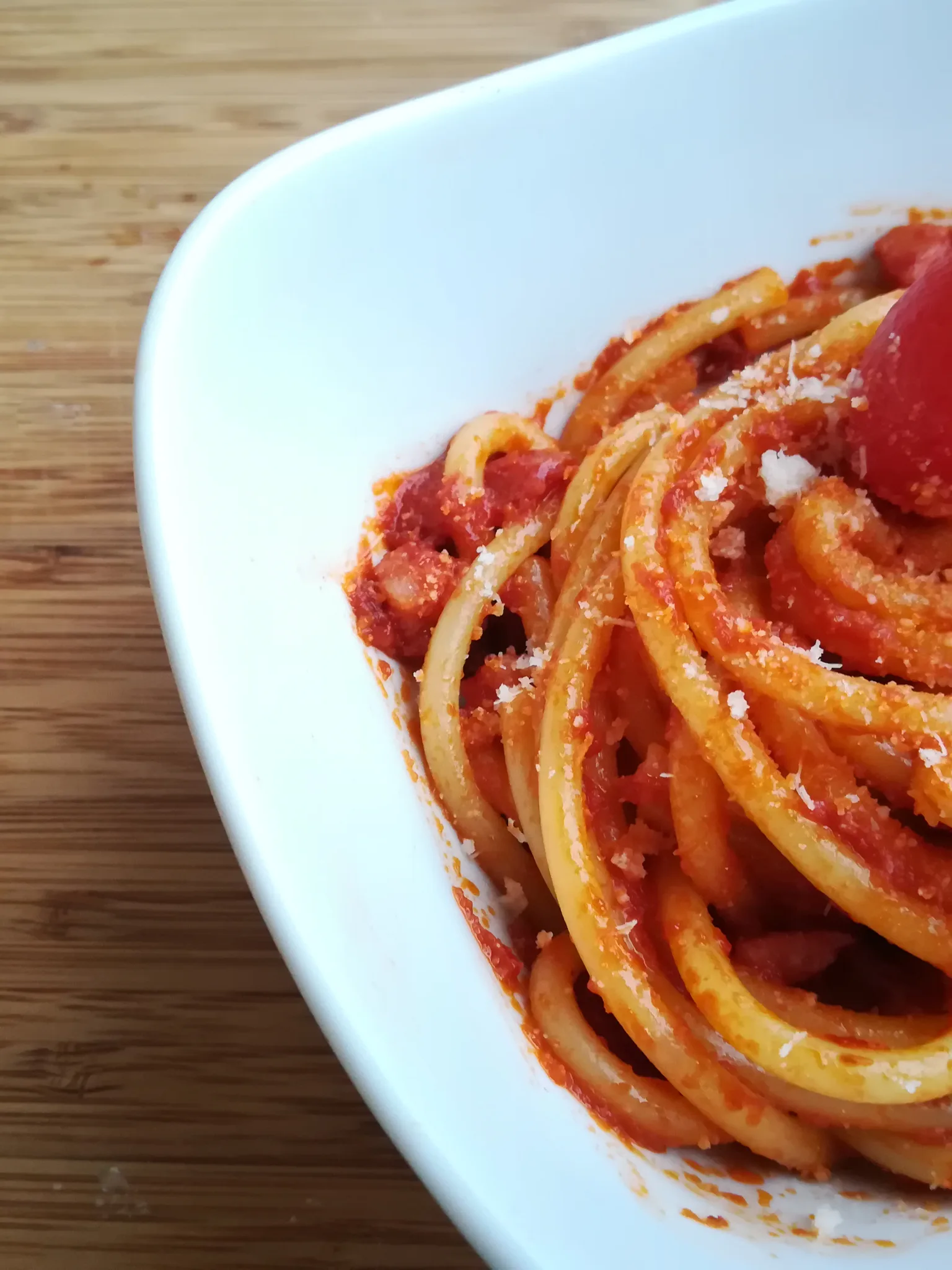 amatriciana sauce: A serving of bucatini all'amatriciana, a pasta recipe from Latium