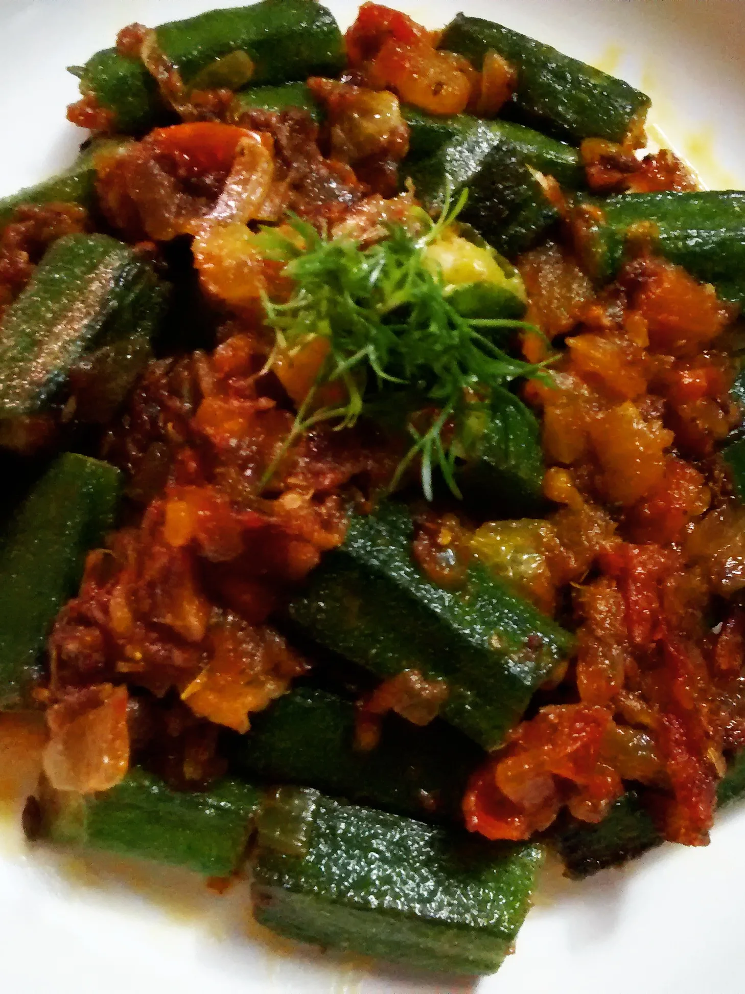 Bhendi fry: Indianfood, Indian curry