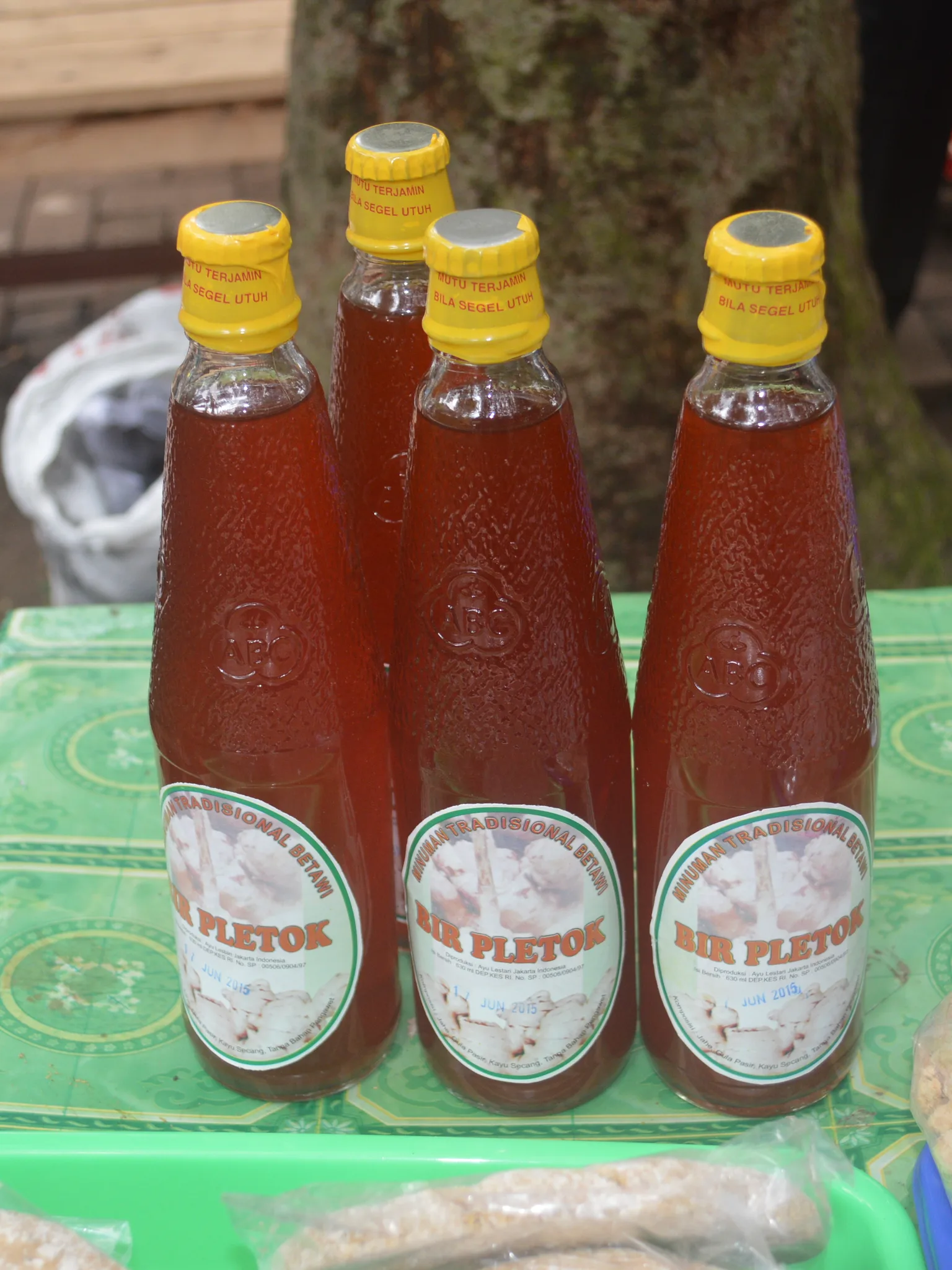 bir pletok: Bir pletok, minuman tradisional khas masyarakat Betawi di Jakarta