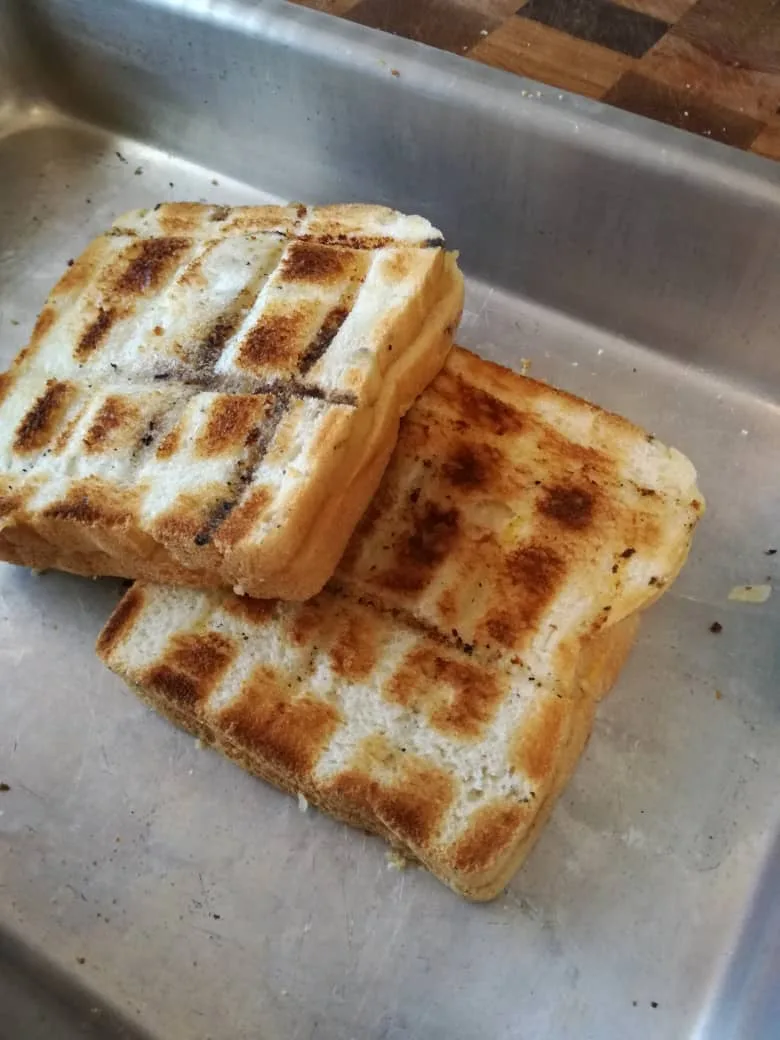 Braaibroodjie: Braai broodjies are sandwiches cooked on an open fire