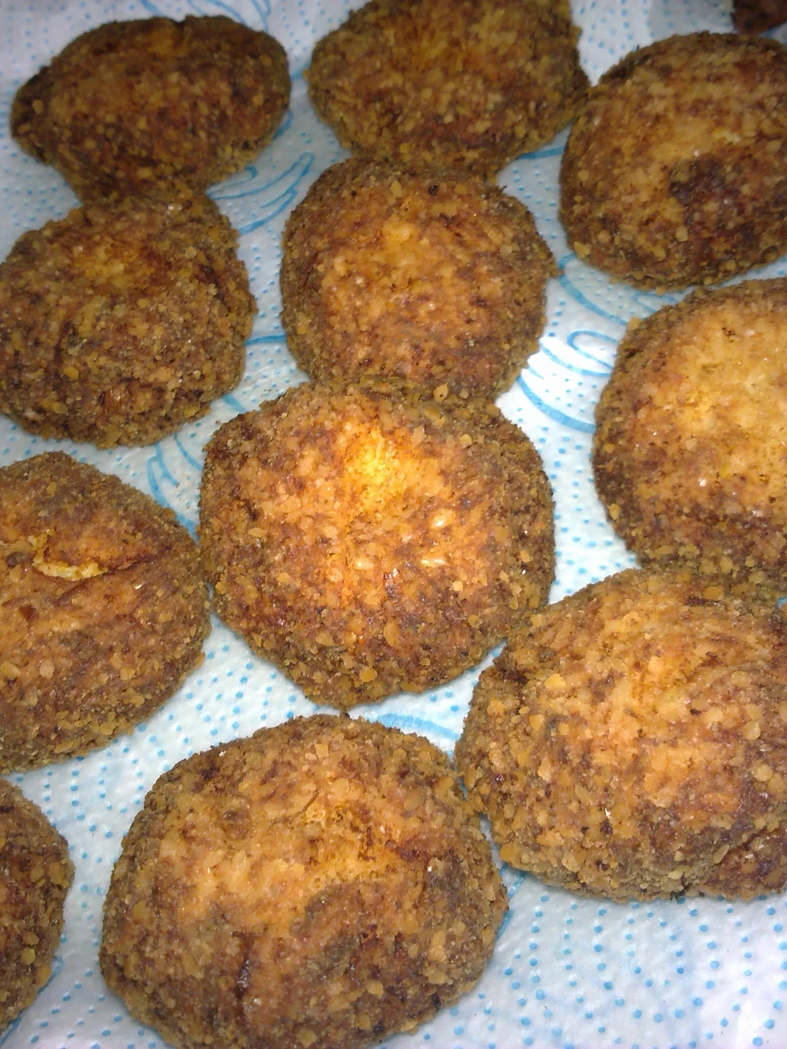 Fritas de prasa: Fritas or Fritikas or Keftikas de Prasa is a traditional Sepharadi food, mainly from the Balkans and Turkey
