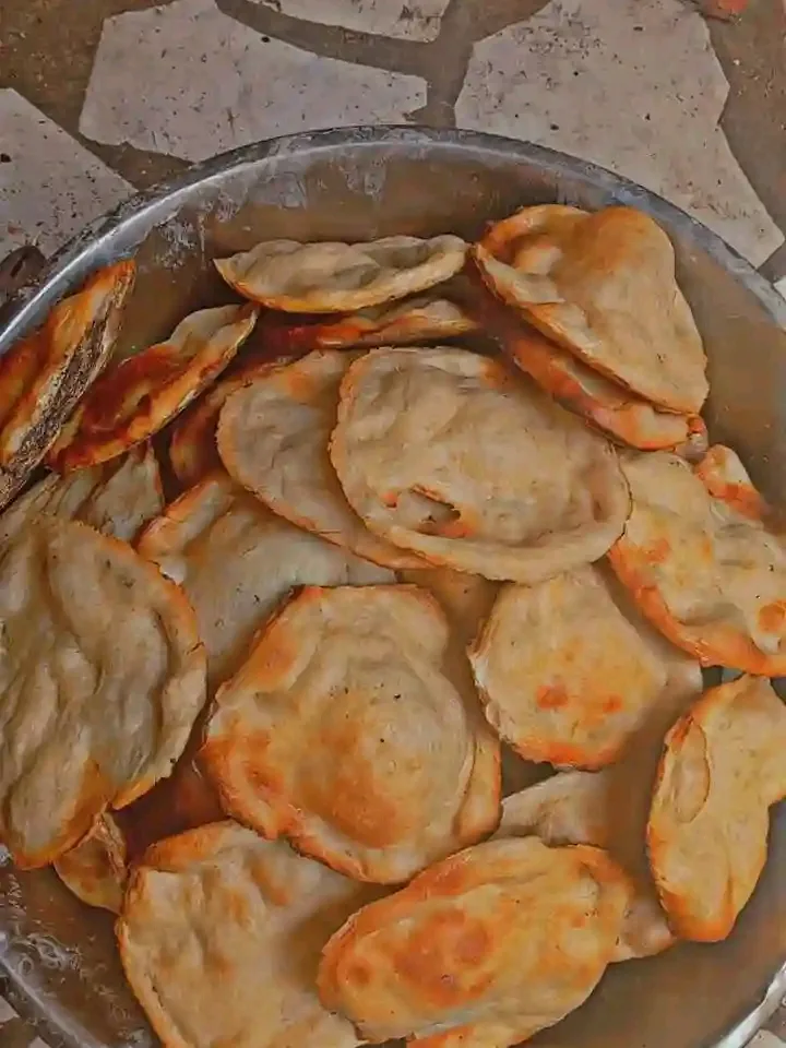 Gurasa, a photograph of the dish