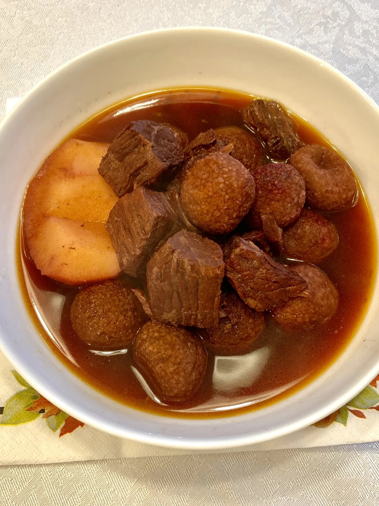 kibbeh safarjaliyeh: A bowl of kibbeh safarjaliyeh made with beef