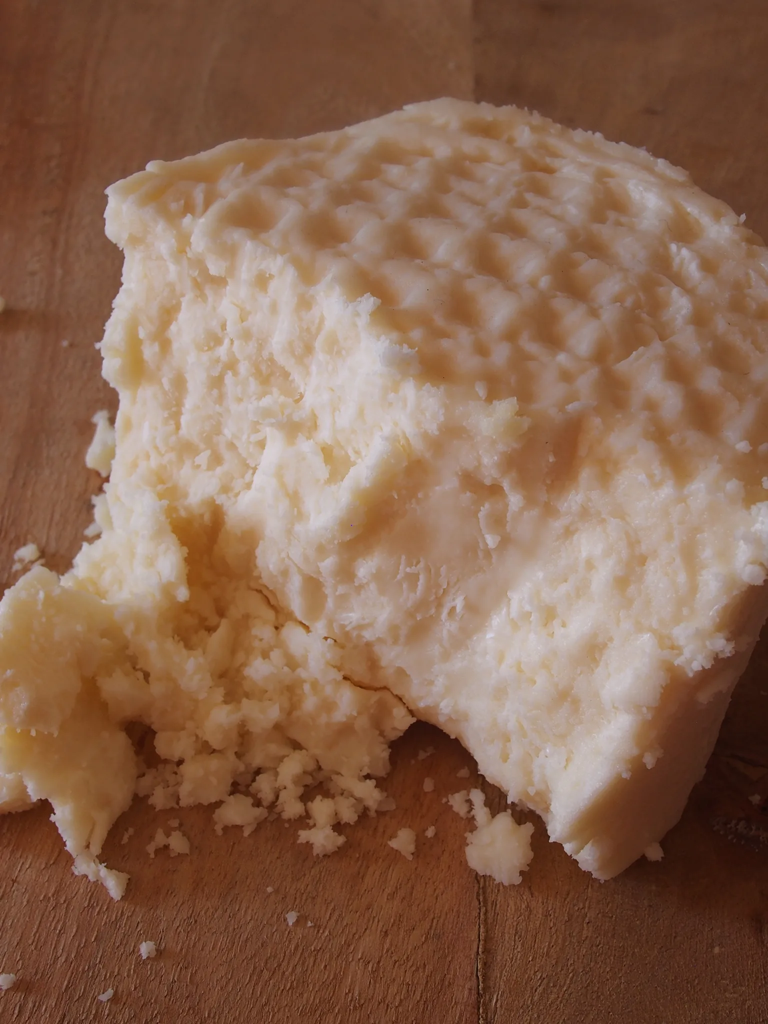 Kopanisti mykonou: Kopanisti, a spicy cheese made in the Cyclades, with Protected Designation of Origin