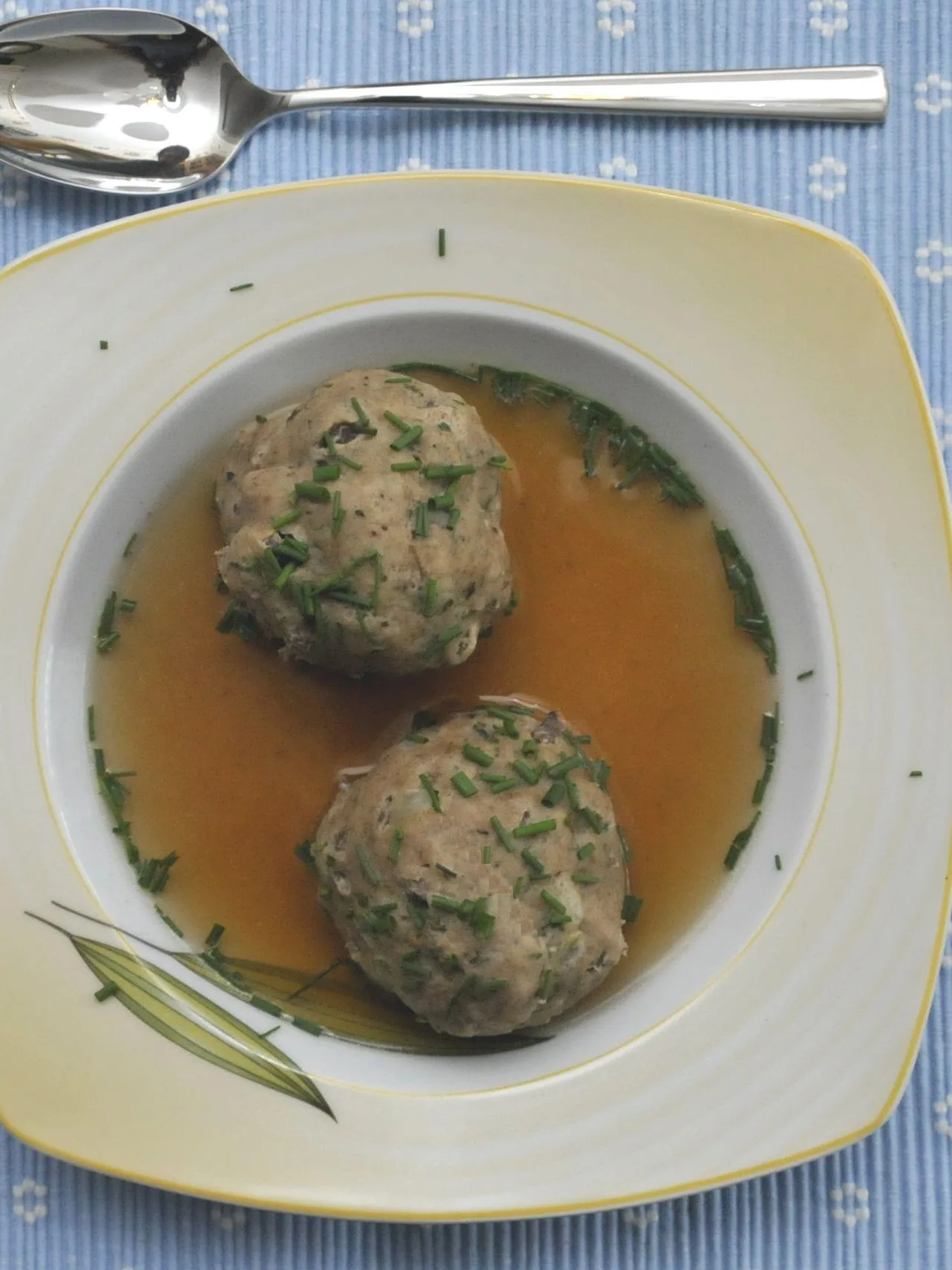 Leberknödel: Leberknoedelsuppe
