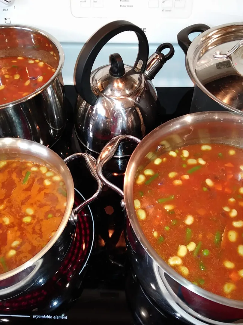 Maryland crab soup: four large pots of Maryland Crab Soup