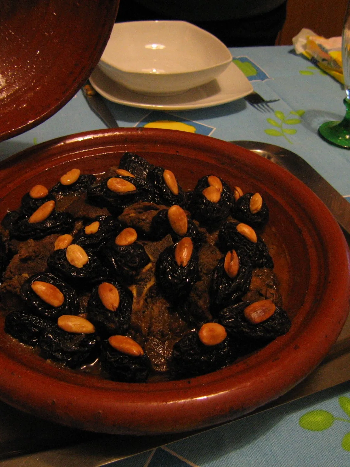 Mrouzia, a photograph of the dish