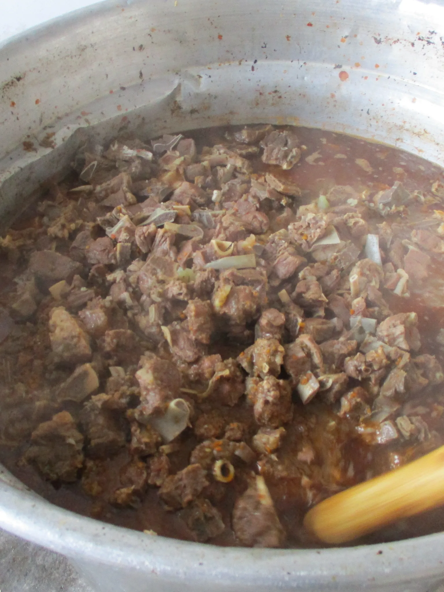 pecora alla callara: Pecora ajo cotturo