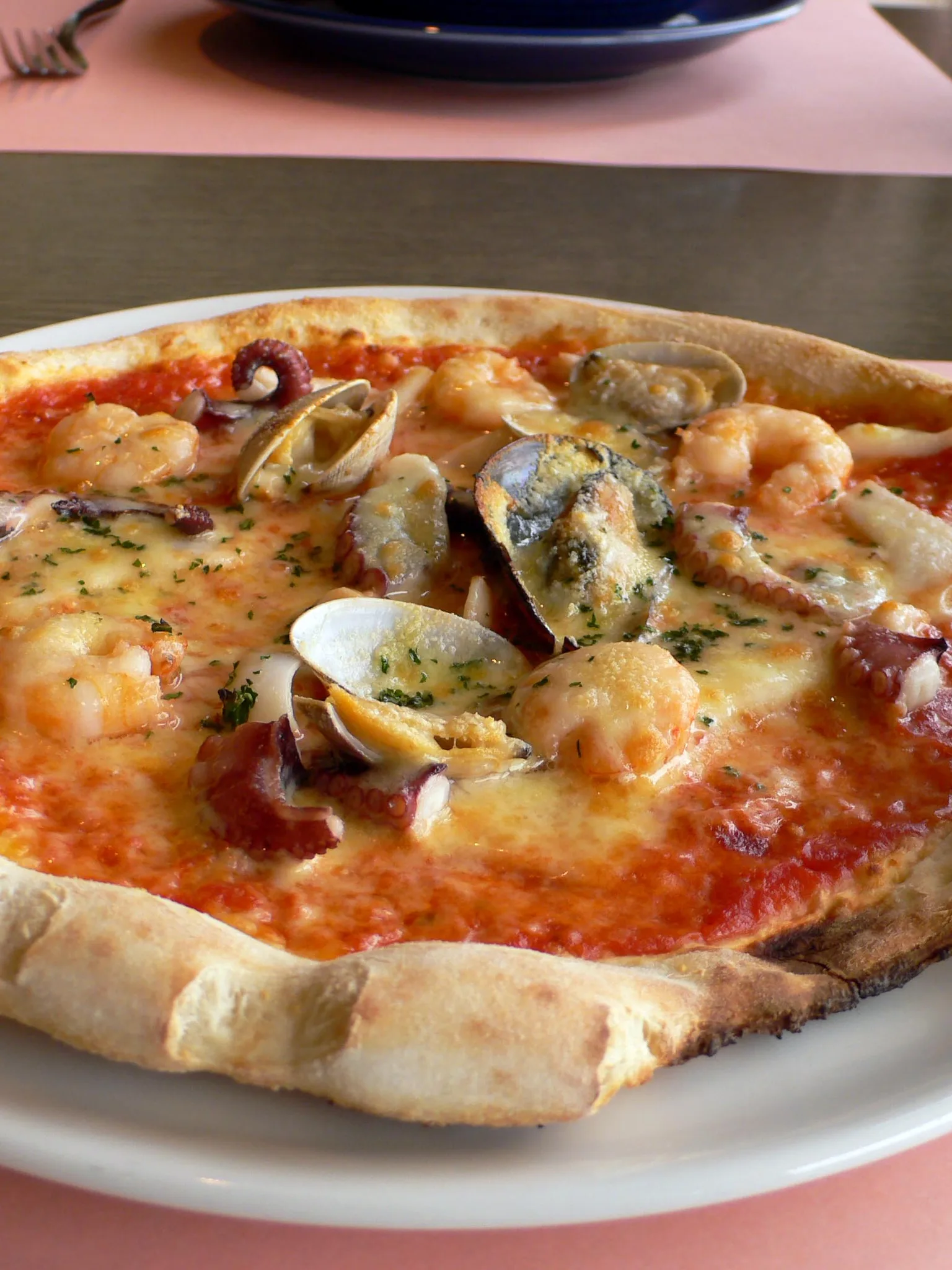 Seafood pizza: 海鮮トマトピッツァ