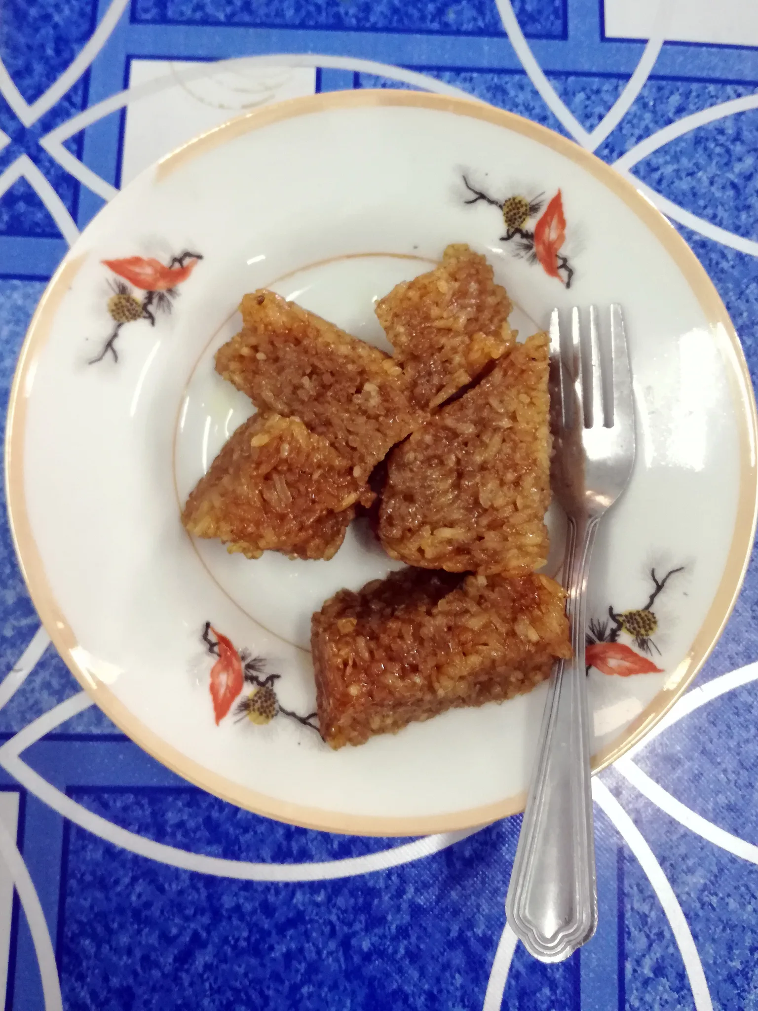 Shwe htamin: Glutinous rice based food