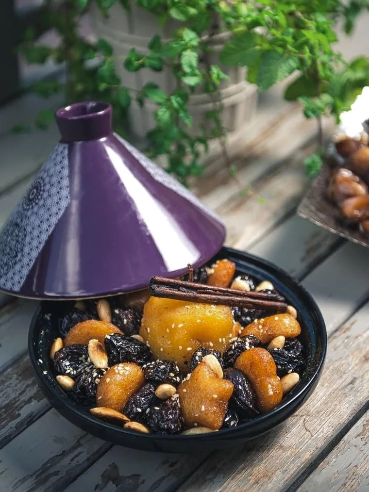 Tajine Lham-Lahlou: Algerian tajine lham lahlou